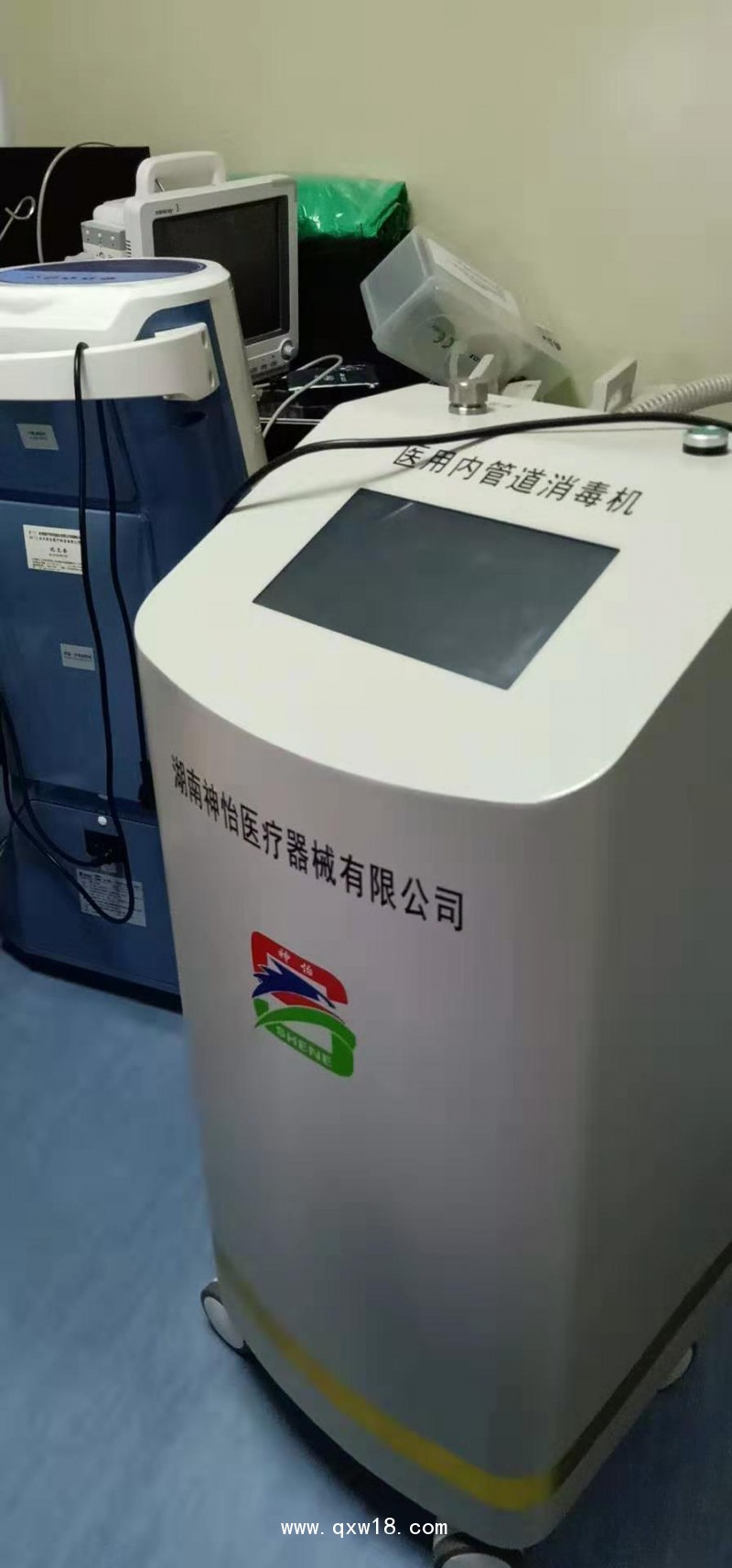 醫(yī)用呼吸機內(nèi)管道消毒機