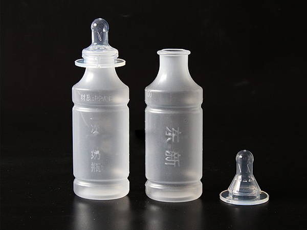 新生兒科專用無(wú)菌醫(yī)用一次性奶瓶2.jpg